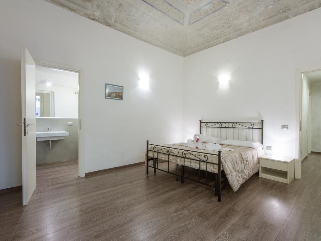 Piazza Pitti 2 Bedroom 佛罗伦萨 外观 照片